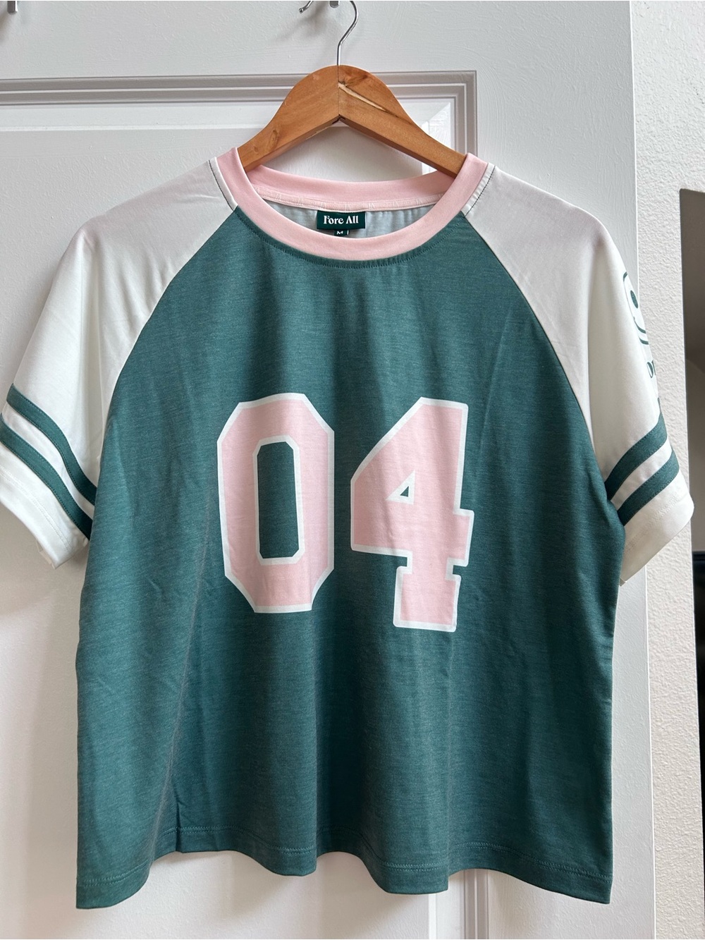 Fore All Women's Green & Pink '04' Raglan Crop Top
